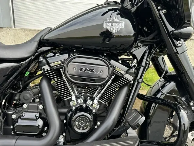 2023 Harley-Davidson Street GlideFLHXS