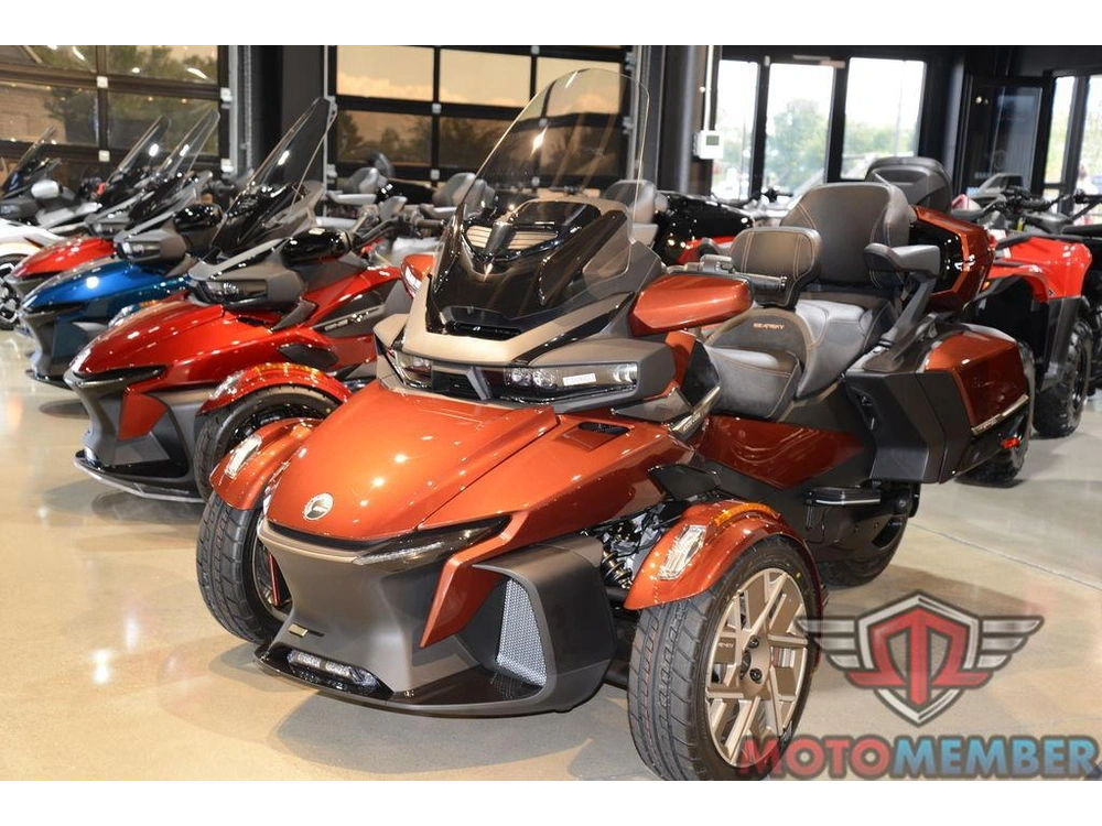 2026 Can-am Spyder Rt Sea-to-sky alt