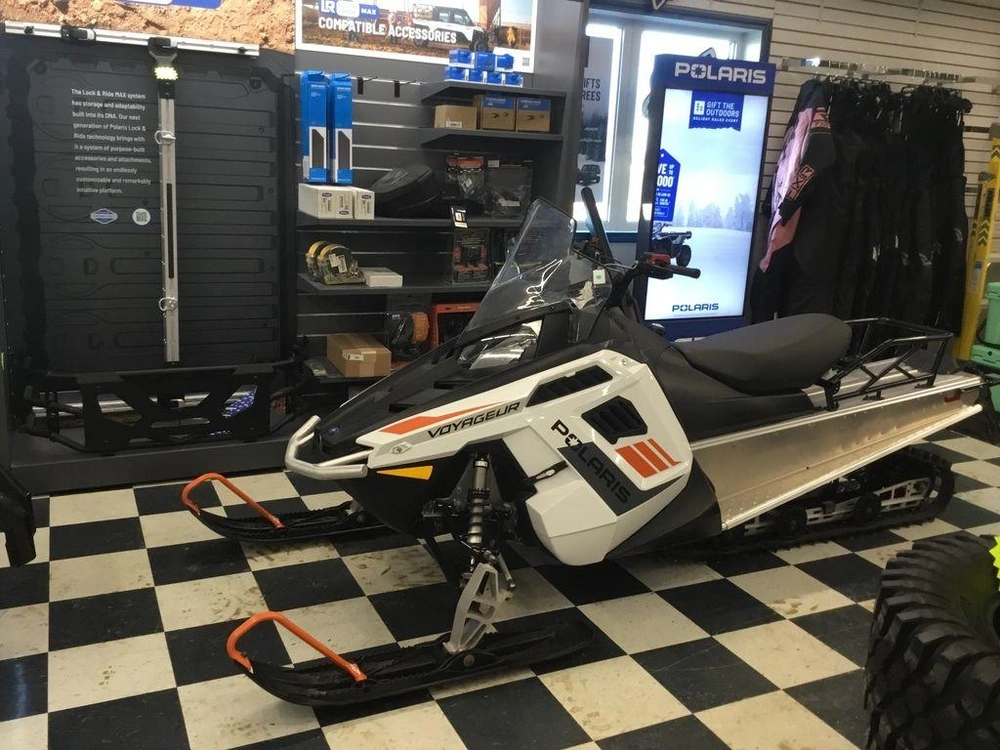 2024 Polaris 550 Voyageur 144 alt