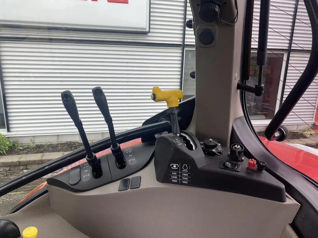 Case IH Vestrum 100 A8 2021