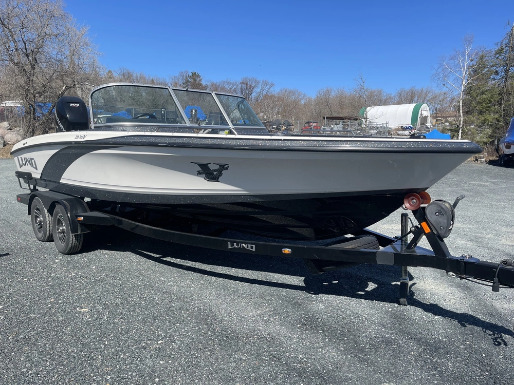 2018 Lund Boat Co 219 Pro V Gl alt