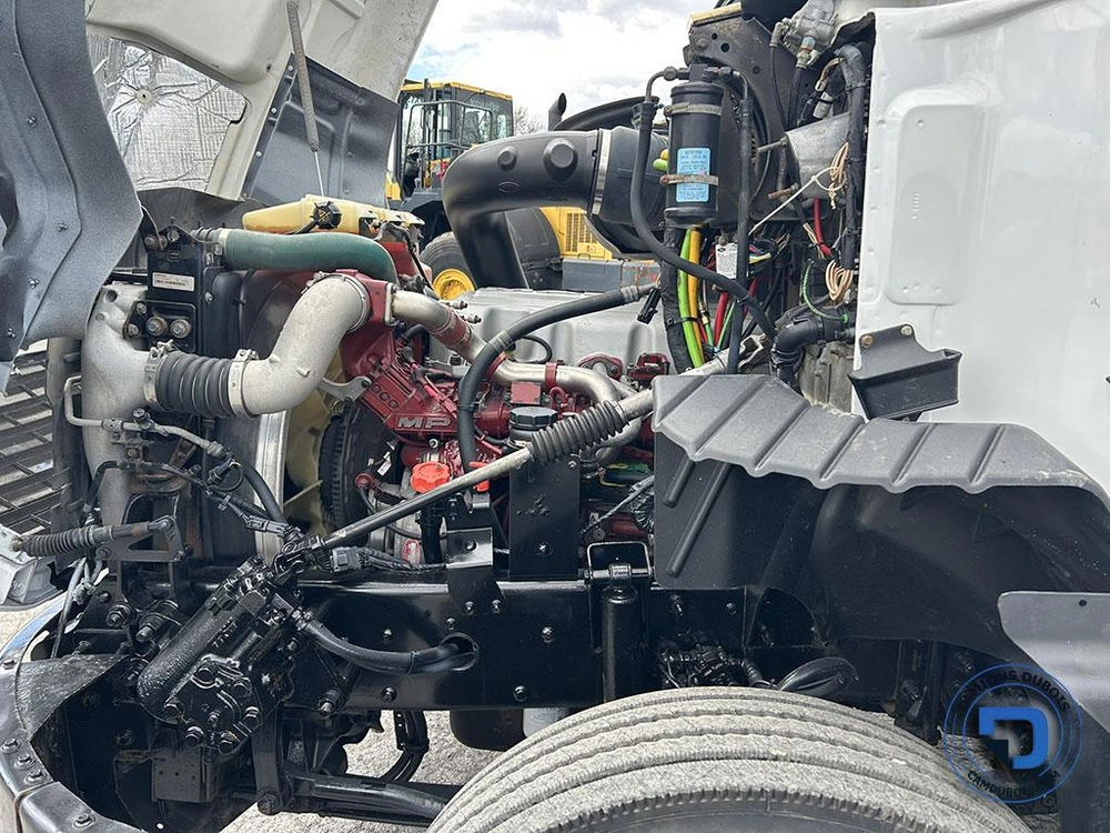 Mack Cxu613 2014 alt