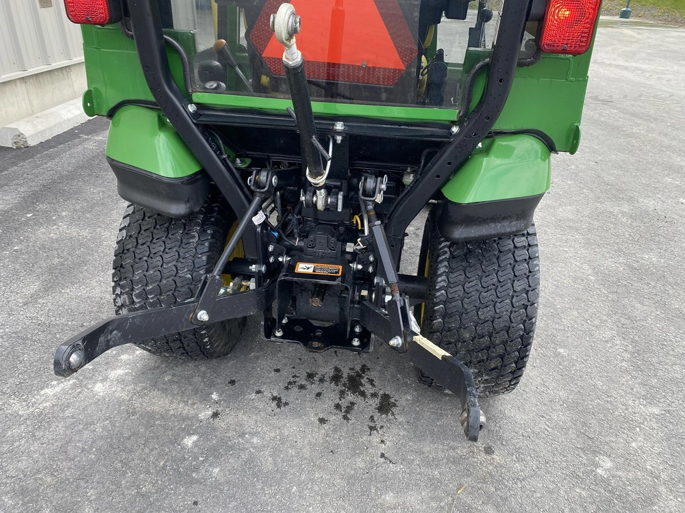 John Deere 1025r 2015 alt