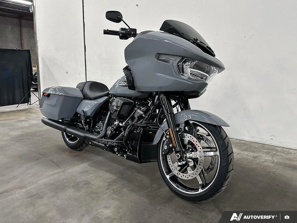 2026 Harley-davidson Road Glide alt