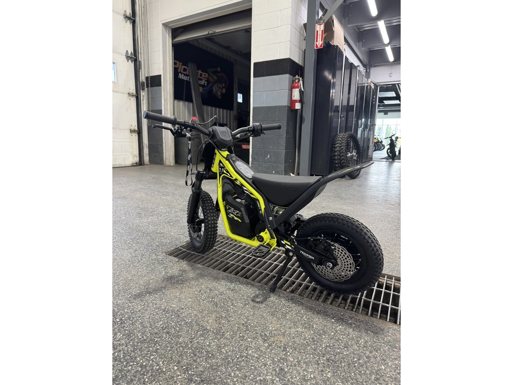 Triumph Txp-12 2026 alt