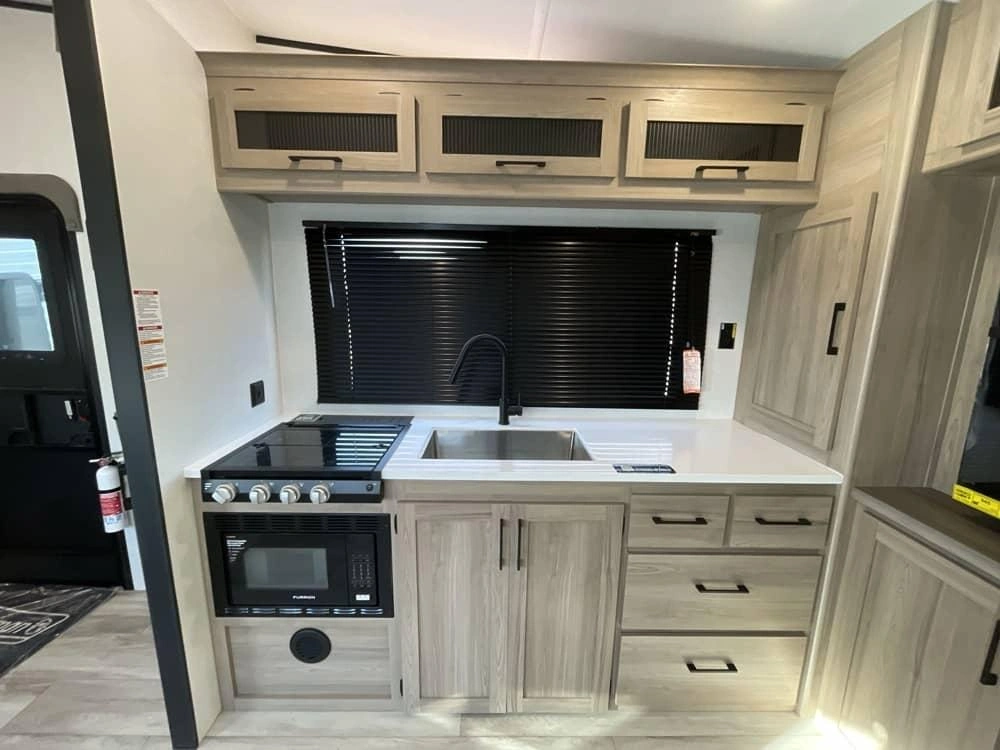 Keystone Rv Coleman 2400 Rex 2026 alt