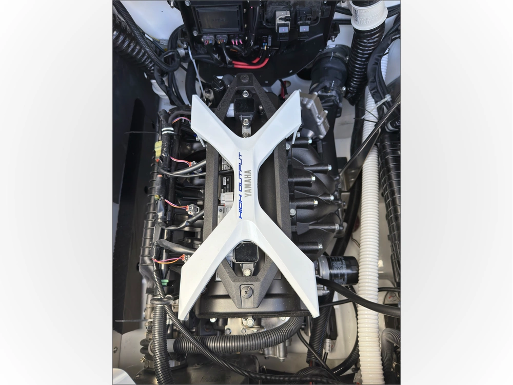 2026 Yamaha 222sd alt