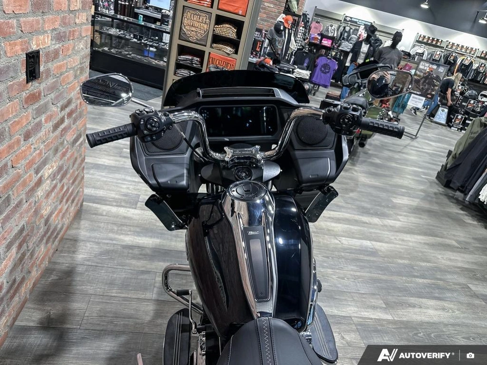 2026 Harley-davidson Road Glide alt