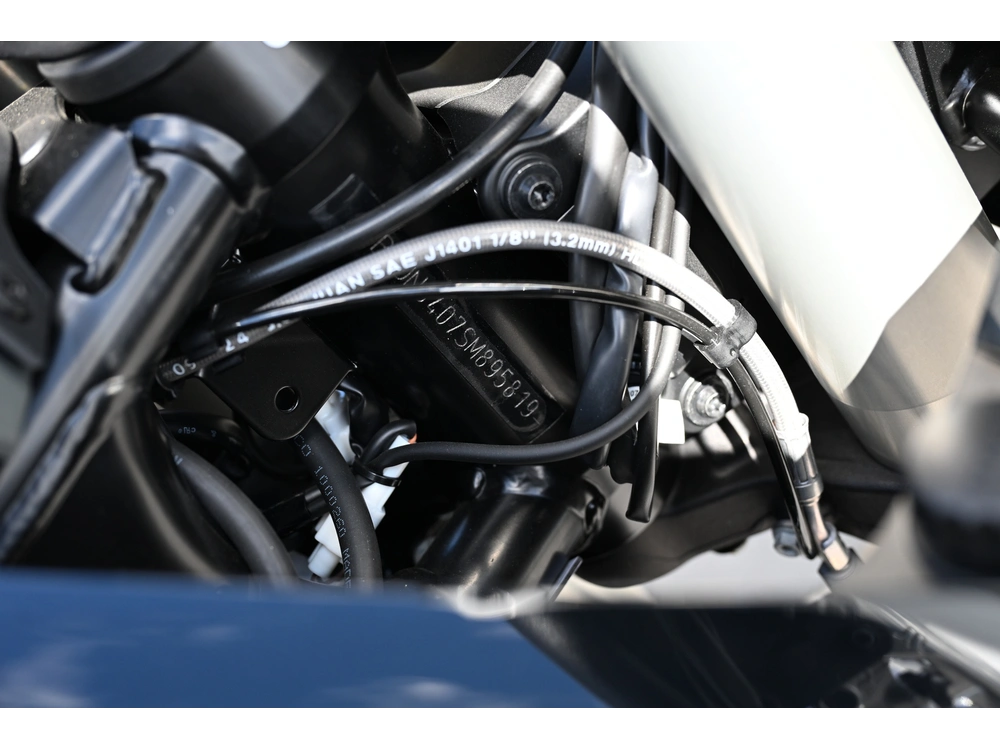 2025 Husqvarna Norden 901 Expedition alt