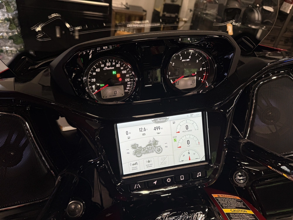 2026 Indian Motorcycle Pursuit Limited 112 alt