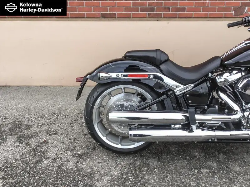 2026 Harley-Davidson FLFB - Fat Boy® thumbnail 7