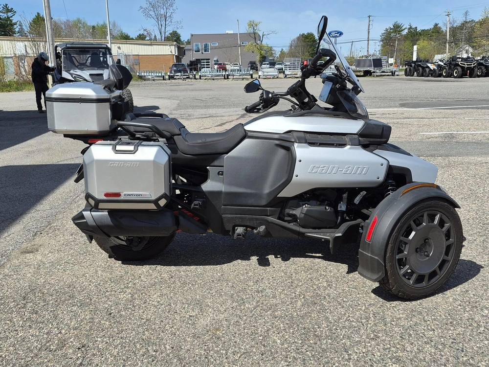 2025 Brp Canyon Xt alt
