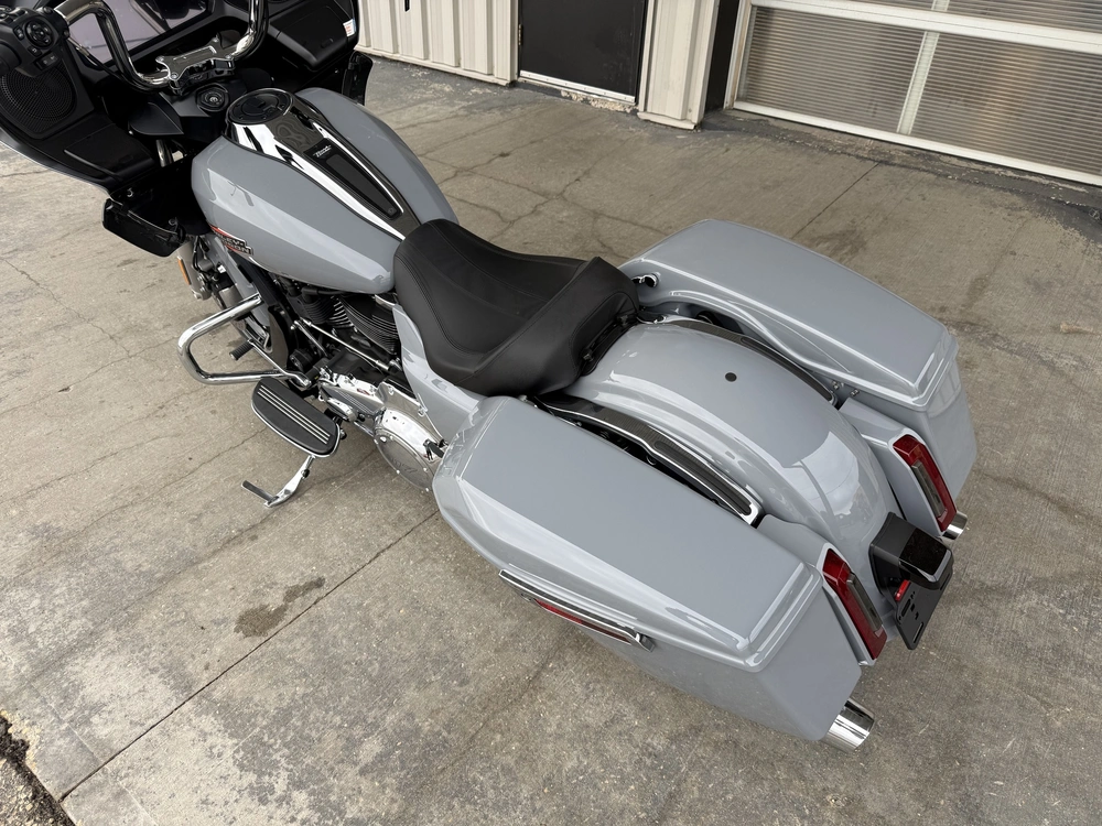 2026 Harley-davidson Road Glide alt