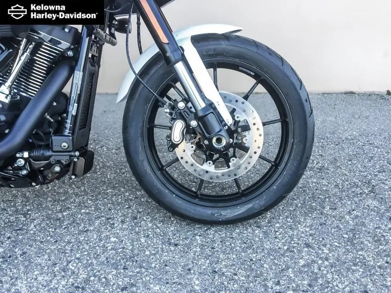 2026 Harley-Davidson FXLRST - Low Rider® ST thumbnail 8