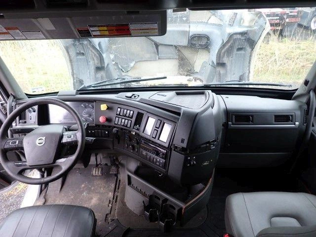 Volvo Vnl760 2019