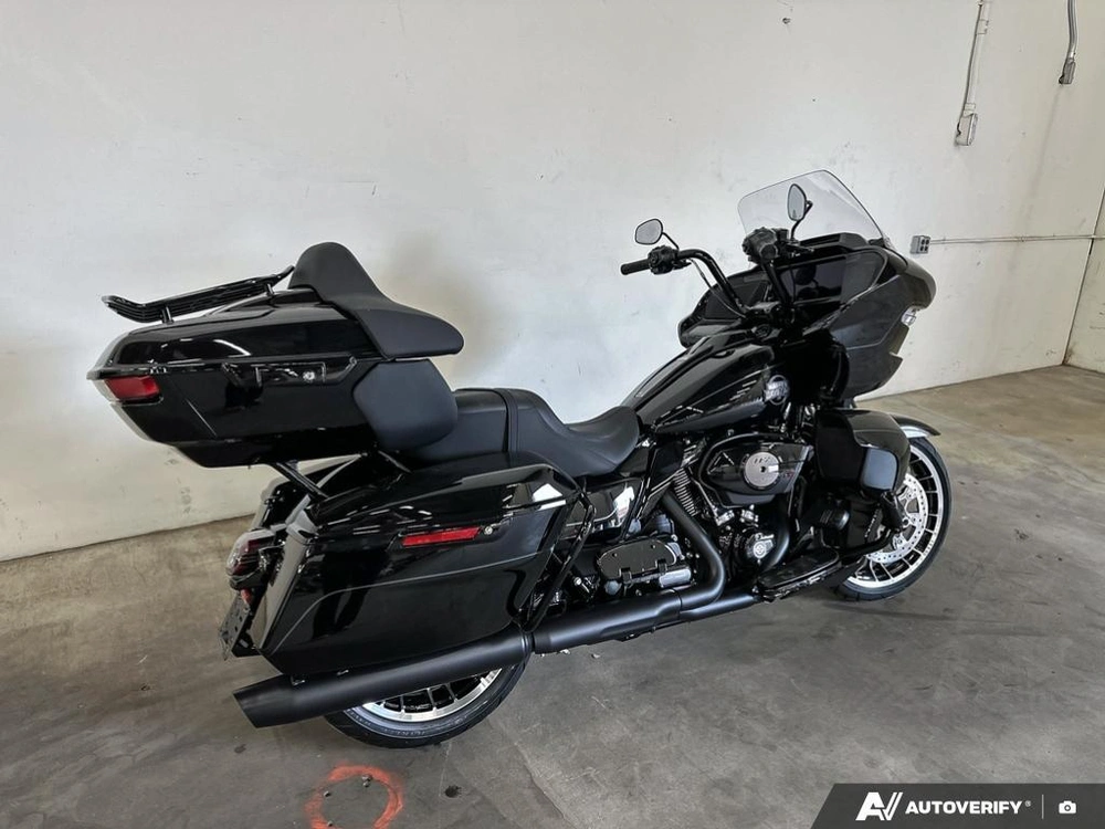 2026 Harley-davidson Road Glide Limited alt