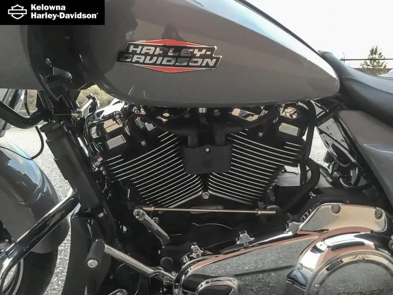 2026 Harley-Davidson FLTRX - Road Glide® thumbnail 25