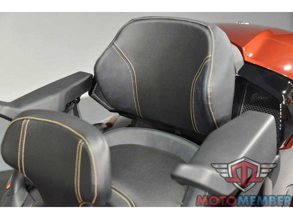 2026 Can-am Spyder Rt Sea-to-sky alt