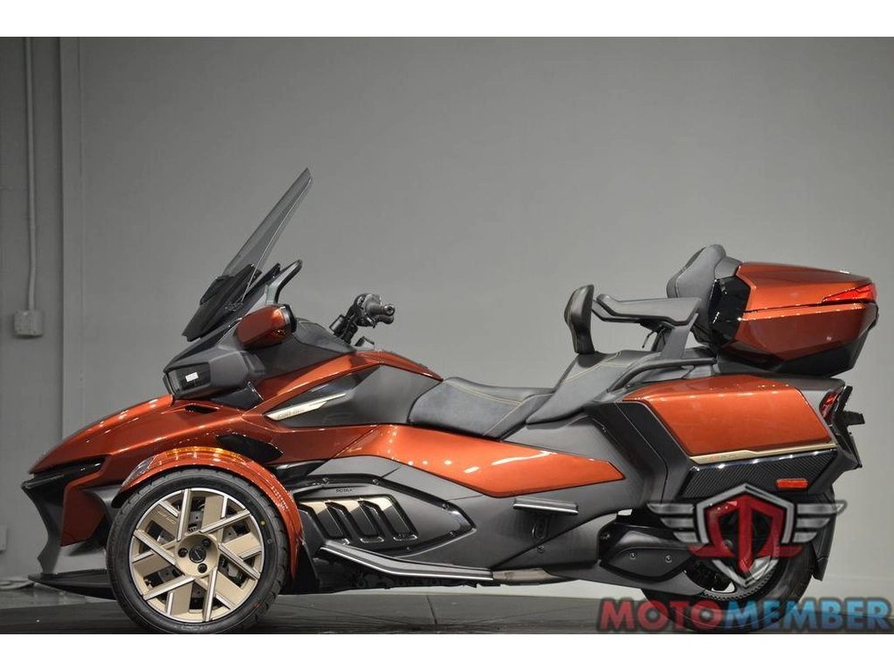 2026 Can-am Spyder Rt Sea-to-sky alt