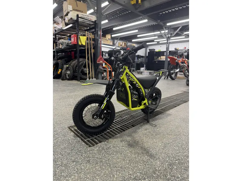 2026 Triumph TXP-12 thumbnail 6