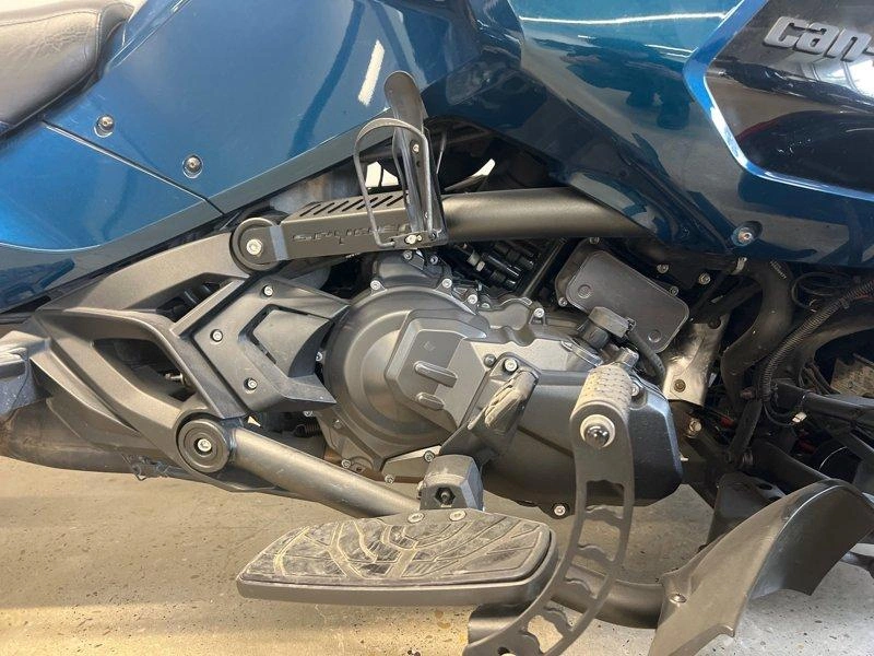2023 Can-am Spyder Roadster F3-t alt