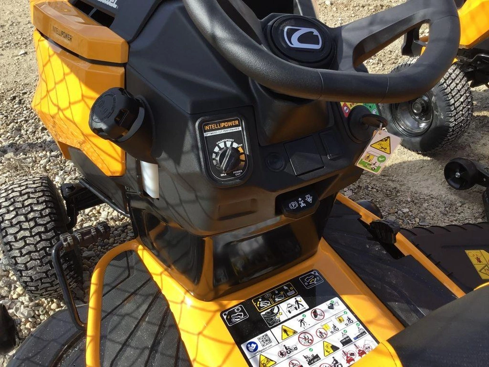 2026 Cub Cadet Xt1 Euduro Series™ Xt1 Lt46 Intellipower alt