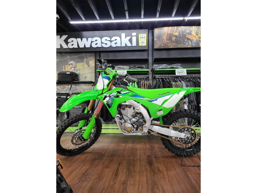 2026 Kawasaki Kx™ 450sr alt