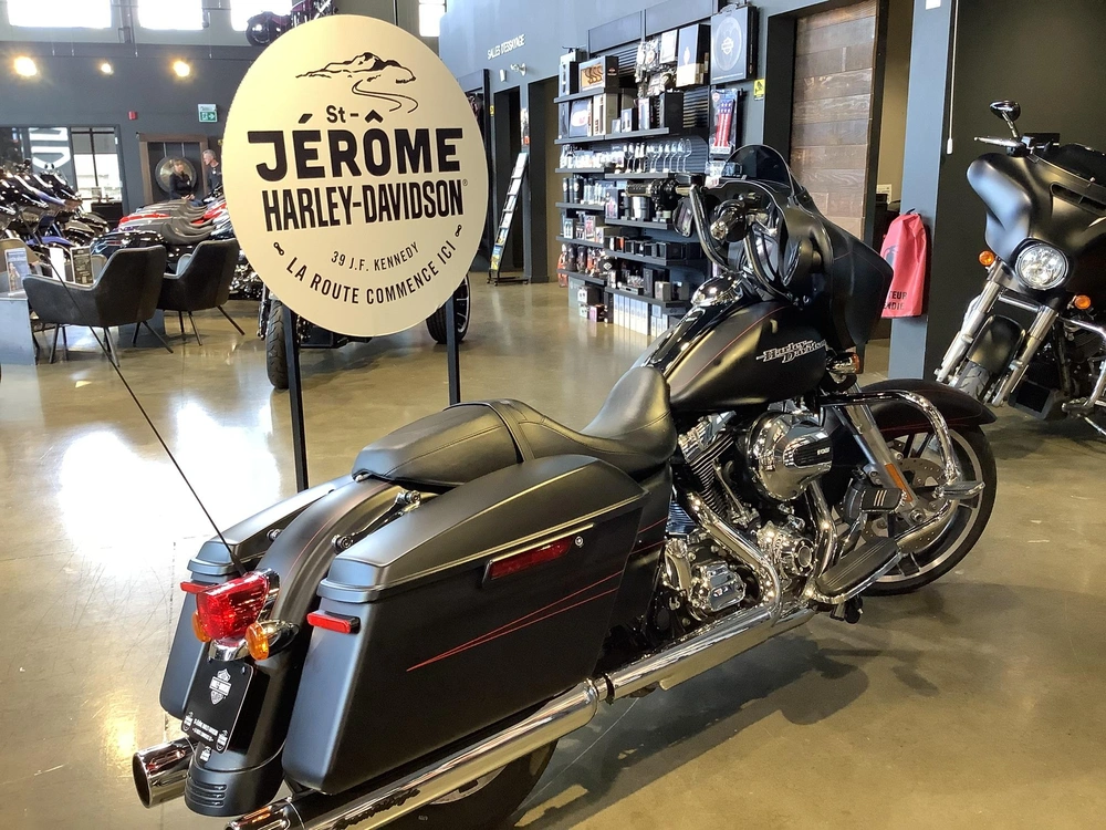 Harley-davidson Street Glide Flhxs 2016 alt