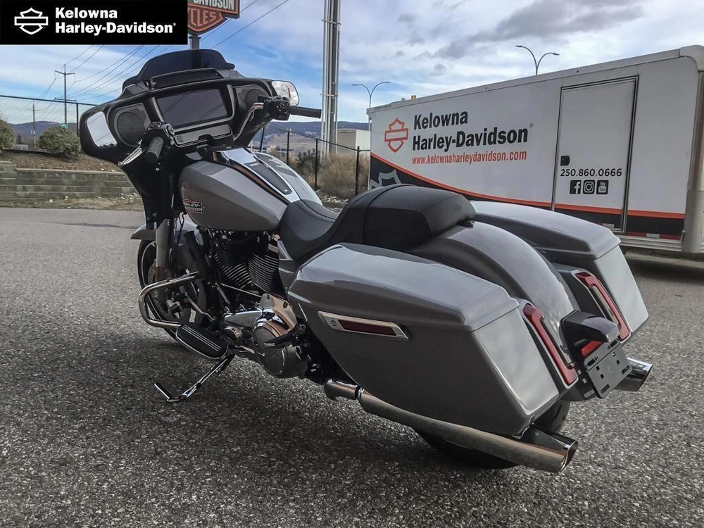 2026 Harley-davidson Flhx - Street Glide® alt