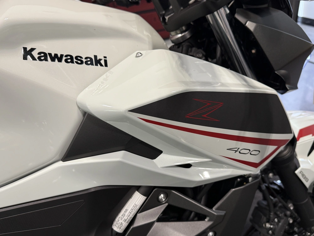 2023 Kawasaki Z400 Abs alt