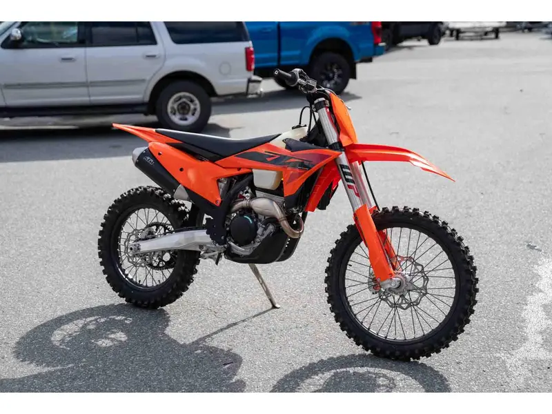 2025 KTM 250 XC-F thumbnail 4