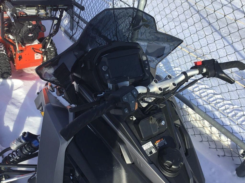 2022 Polaris 850 Switchback Assault 146 alt