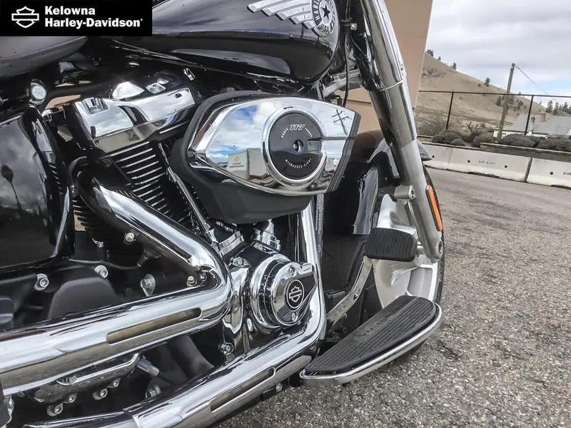 2026 Harley-Davidson FLFB - Fat Boy® thumbnail 17