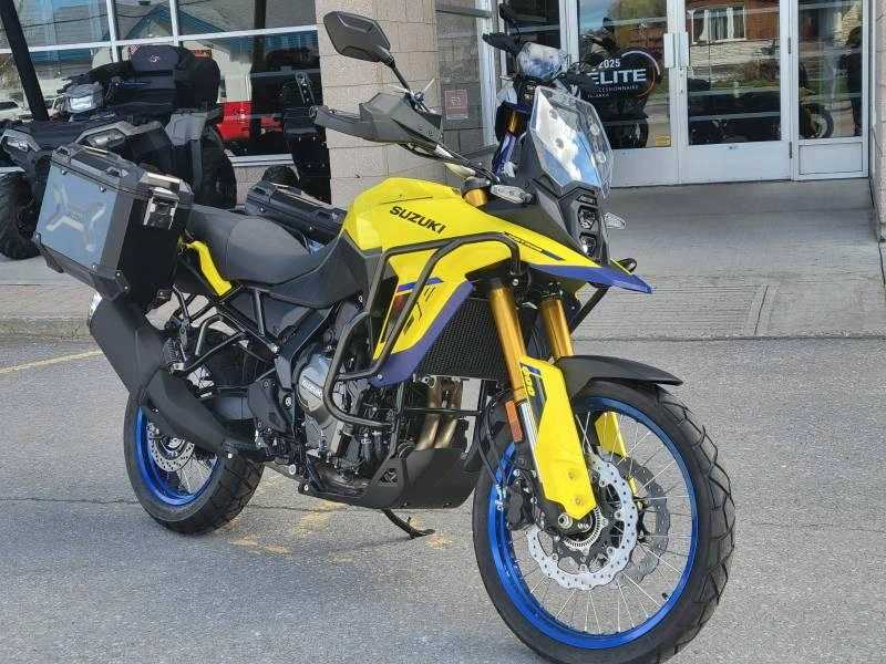 2026 Suzuki 2025 V-strom 800de alt