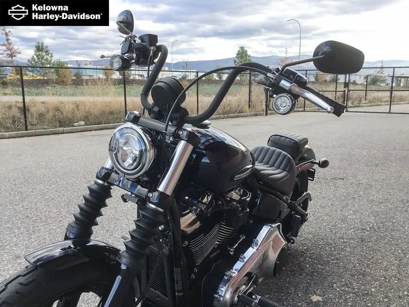 2025 Harley-Davidson FXBB - Street Bob® thumbnail 20