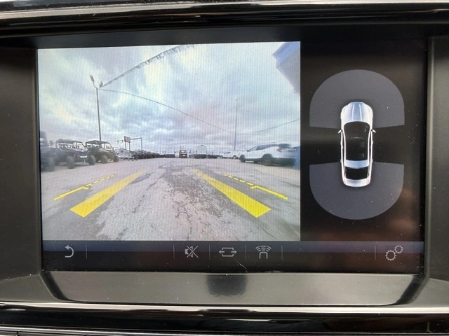 2016 Jaguar Xj Portfolio alt