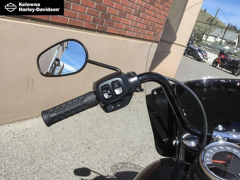 2026 Harley-davidson Flhc - Heritage Classic alt