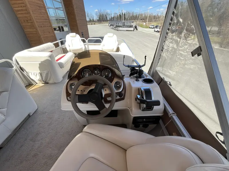 2008 Princecraft VANTAGE 22 + 90HP + REMORQUE thumbnail 10
