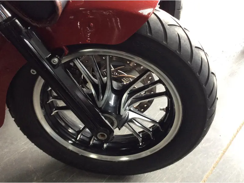 2016 Indian Motorcycle Scout Bobber Tweety thumbnail 7