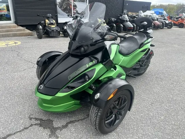 2012 Bombardier RS S 990cc (SE5) thumbnail 2