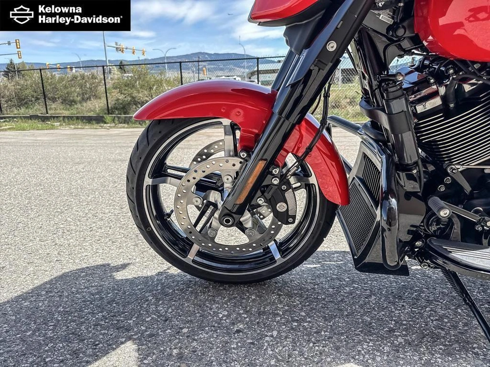 2026 Harley-davidson Flhx - Street Glide® alt