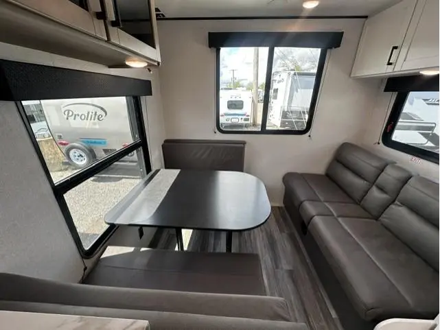 2026 Jayco JAY FLIGHT SLX 210QB