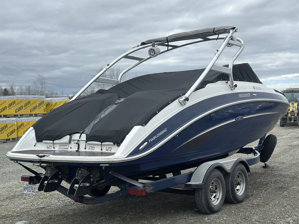 Yamaha 242 Limited S 2014 alt