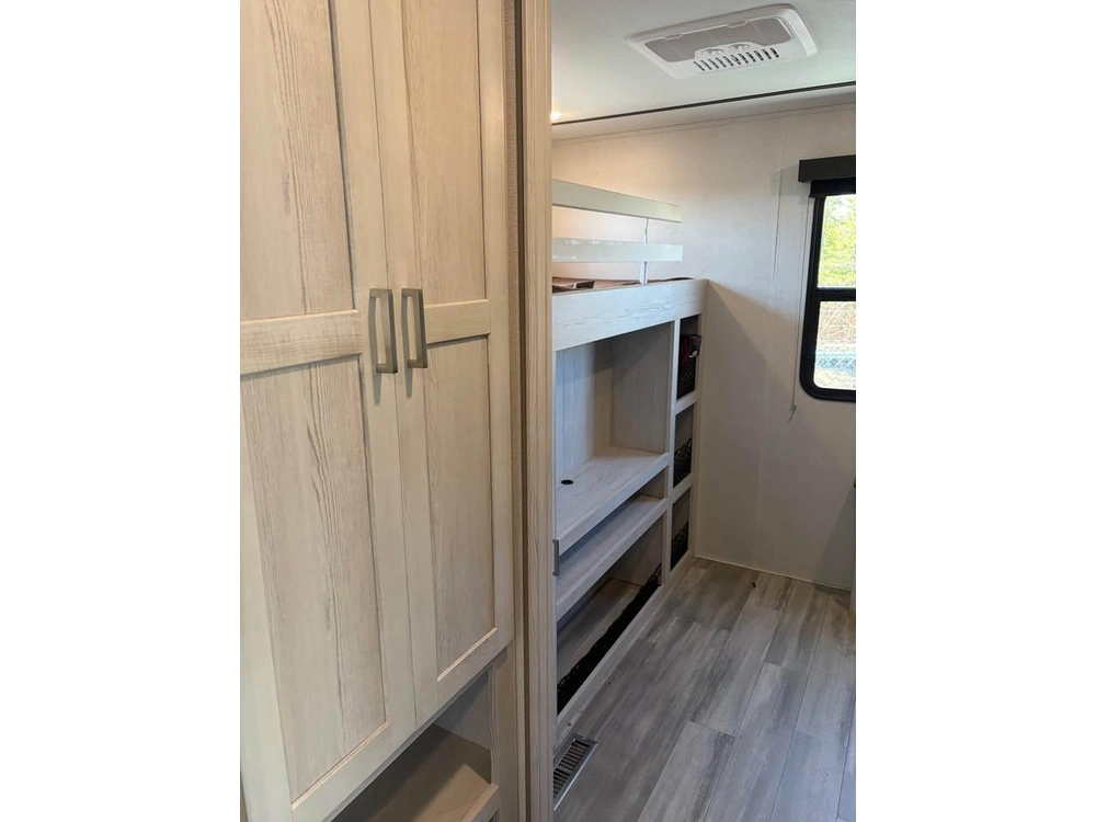 2021 Keystone Rv Sprinter 341bik alt