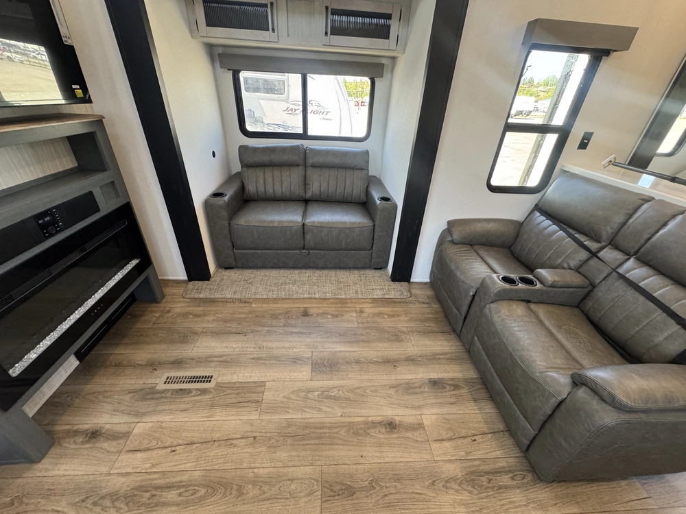 Forest River Puma Vista 403lft 2026 alt