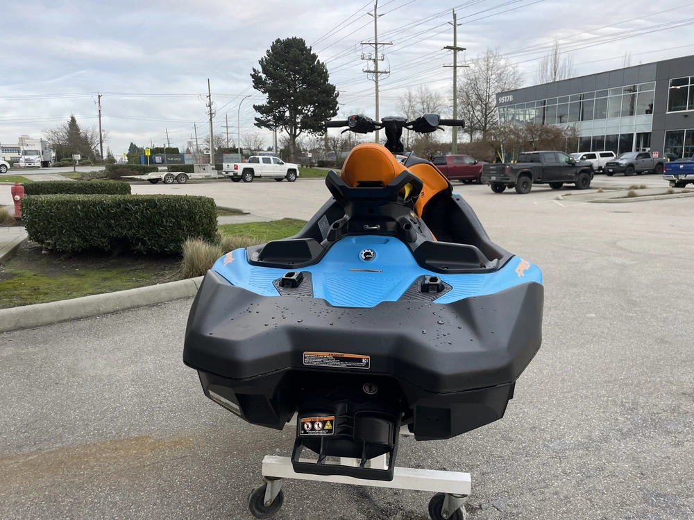 2026 Sea-doo Spark™ 3up Trixx 90 alt