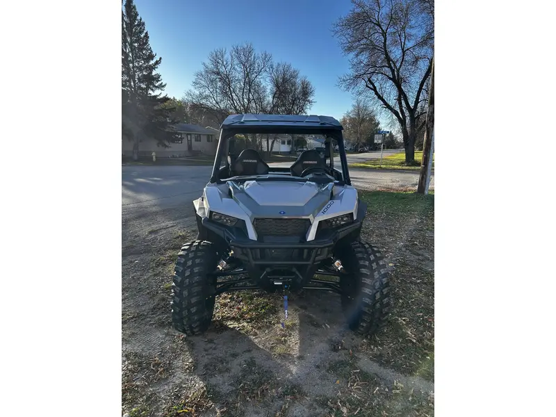 Polaris GENERAL® XP 1000 Sport 2026