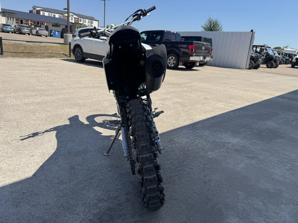 2026 Kawasaki Klx® 230r S alt