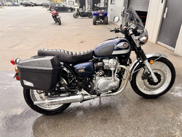 Kawasaki W800 W 800 Retro Classique W800 Impeccable 2021 alt