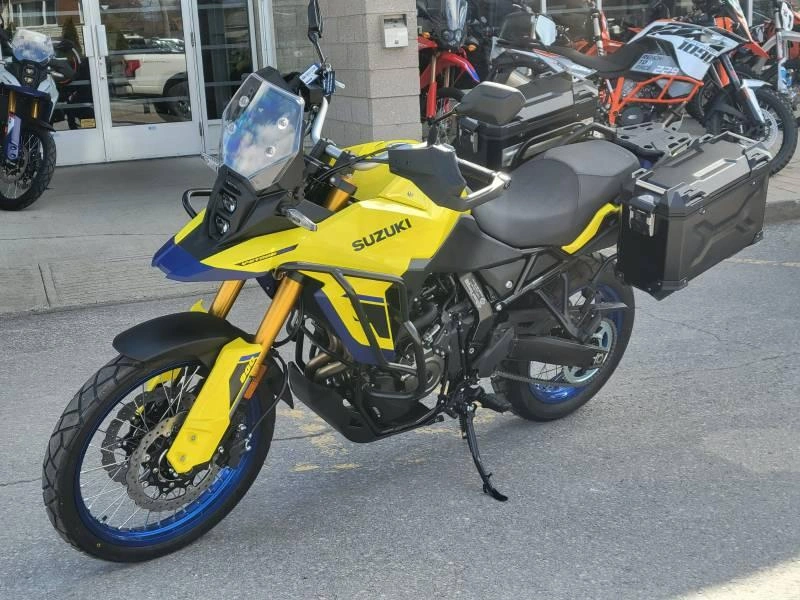 2026 Suzuki 2025 V-strom 800de alt